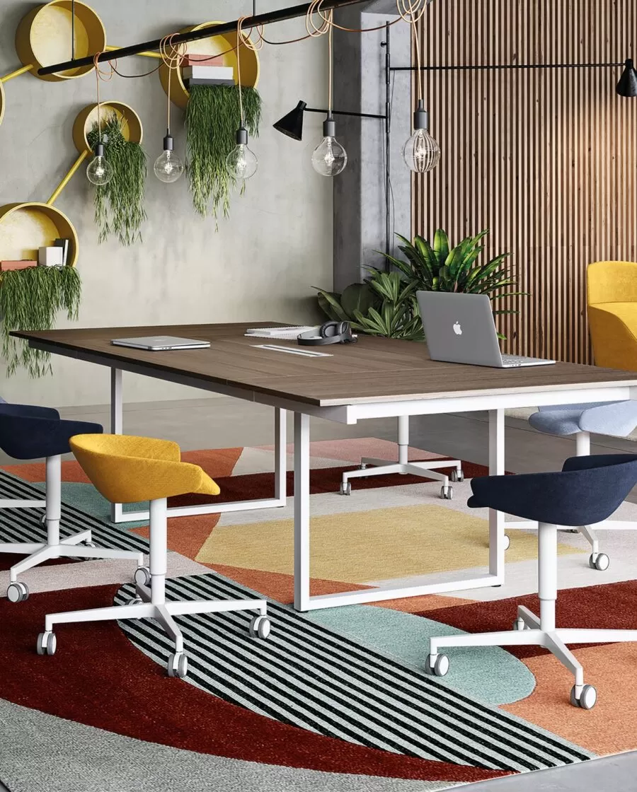 Design low Stools Karl. To furnish with Style - Frezza