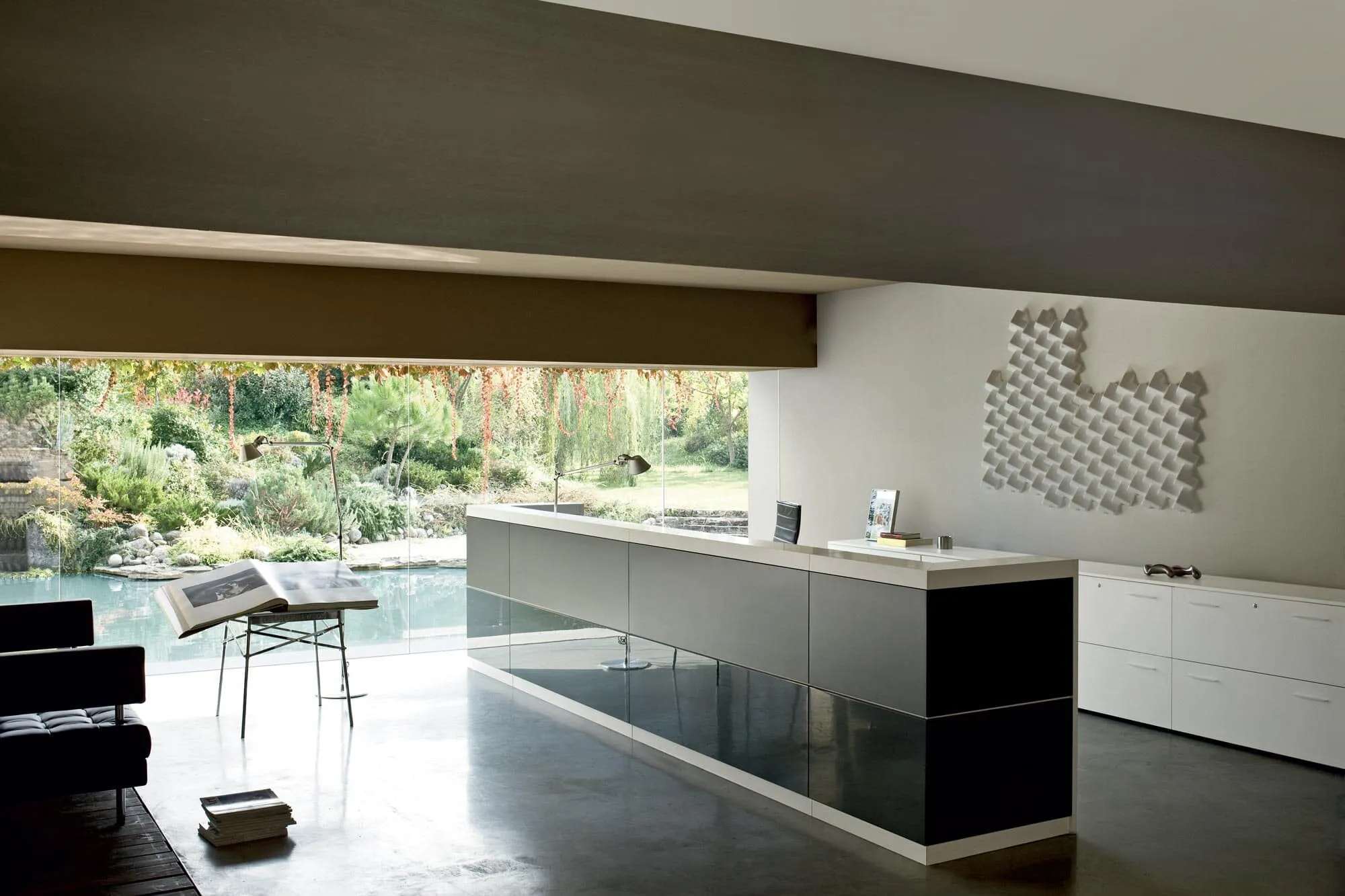 Reception Desks for Office and Hotel - Frezza