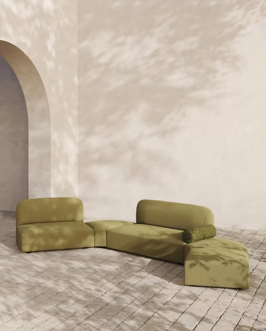 Alplus Lounge is a collection of Luxury Outdoor Sofas, ideal for outdoor lounge areas in bars, restaurants, hotels and companies.