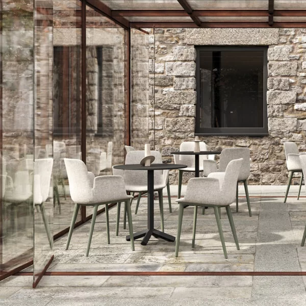 Designer Lounge Chairs for Bar, Restaurant and Office - Frezza